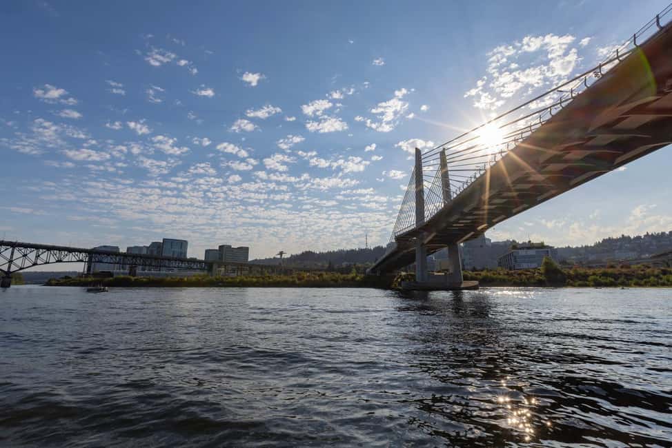 image n.1 of Portland: Willamette River Sunset Cruise activity in Oregon, uploaded by supplier