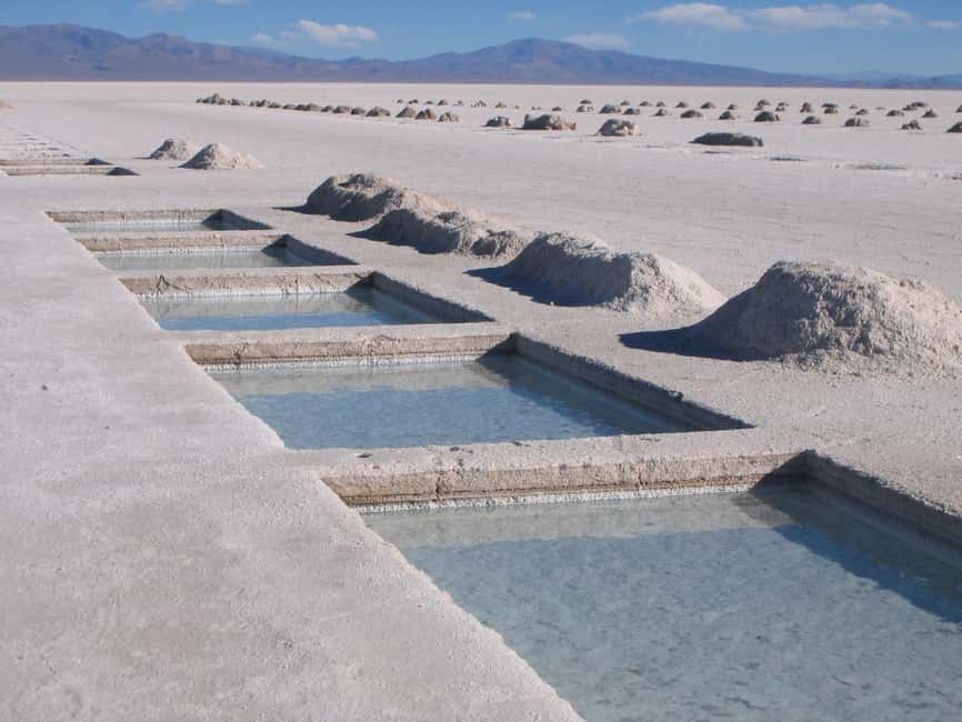 imagem n.2 de De Salta: viagem guiada de 2 dias a Cachi e Salinas Grandes atividade em Província de Salta, carregada pelo fornecedor