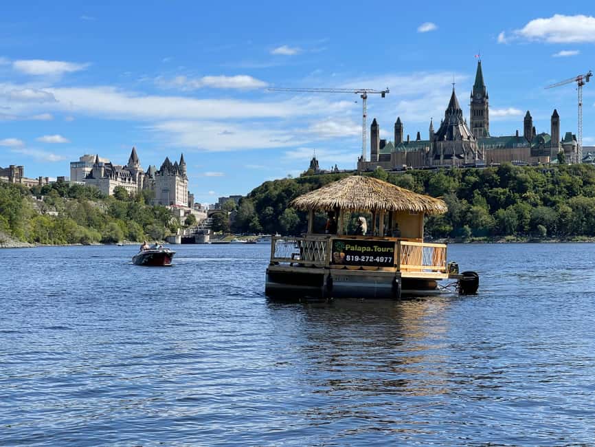 imagem n.1 de Ottawa: Cruzeiro Tiki Bar Flutuante no Rio Ottawa atividade em Província de Quebec, carregada pelo fornecedor