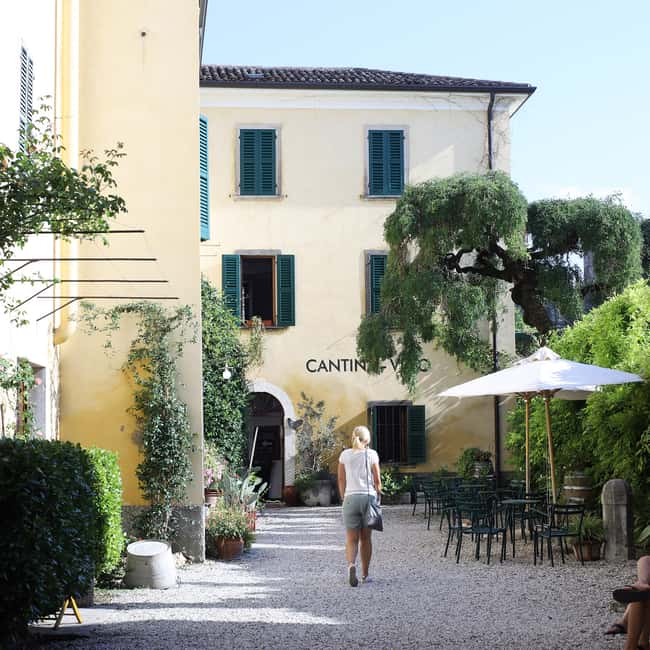 image n.1 of Lazise: Historical Center Wine Tasting Tour activity in Lombardy, uploaded by supplier