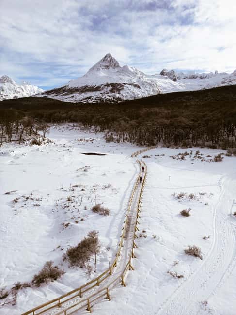 image n.2 of Ushuaia: Trekking Laguna Esmeralda and Fuegian Valleys activity in Tierra del Fuego, uploaded by supplier