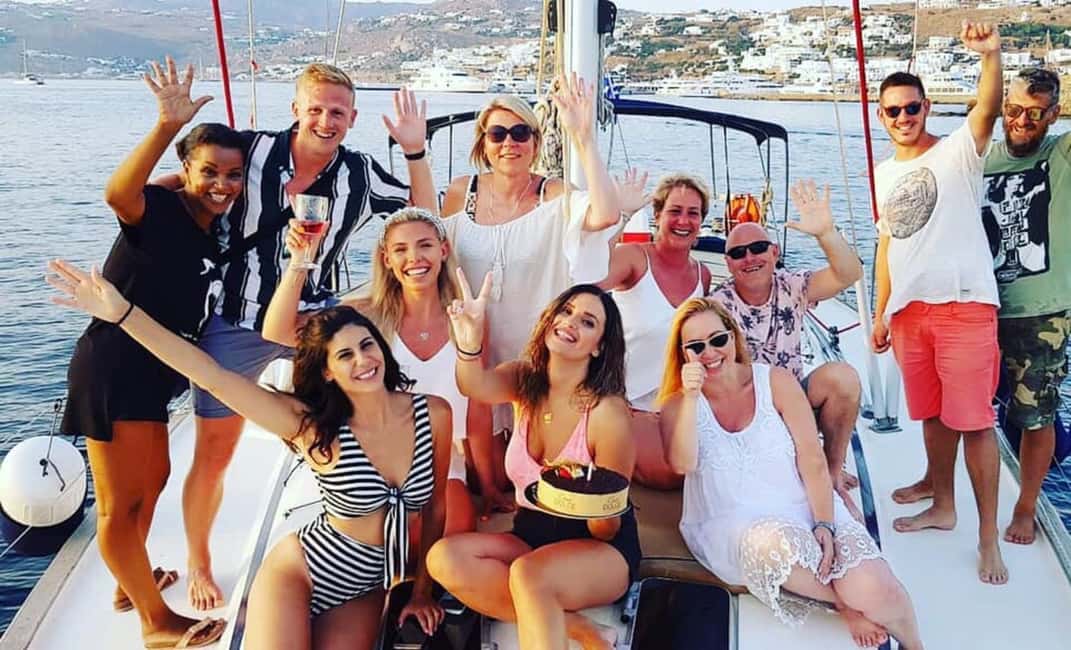 Image N°3 de Au départ de Mykonos : Croisière tout compris à Delos et Rhenia avec déjeuner activité à les Cyclades, publiée par le prestataire