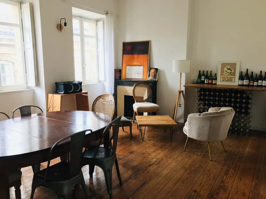image n.7 of Bordeaux: Vintage Wine Tasting with Charcuterie Board activity in Bordeaux, uploaded by supplier