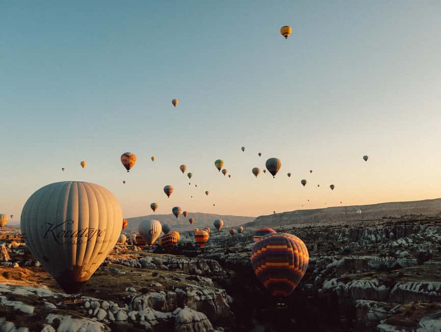 Image N°18 de Cappadoce : Vol en montgolfière à Goreme au-dessus des Fairychimneys activité à Göreme, publiée par le prestataire