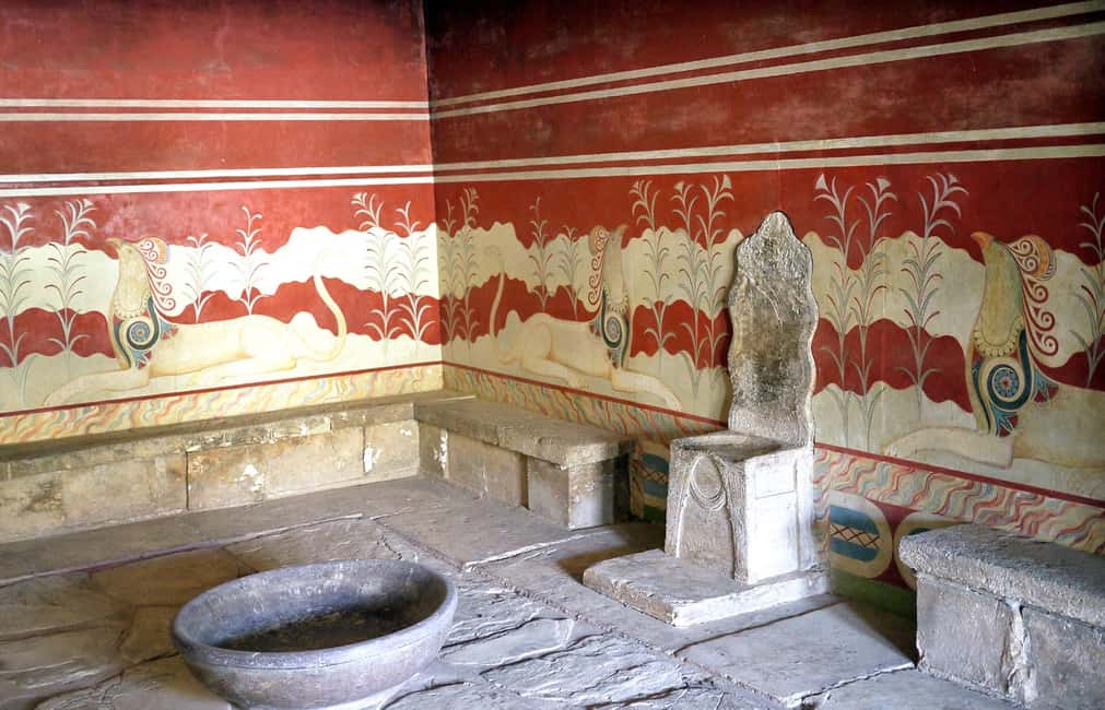 Immagine nº 2 di Visita guidata al Palazzo di Cnosso - Tour della città di Heraklion + mercato attività a Candia, caricata dal fornitore
