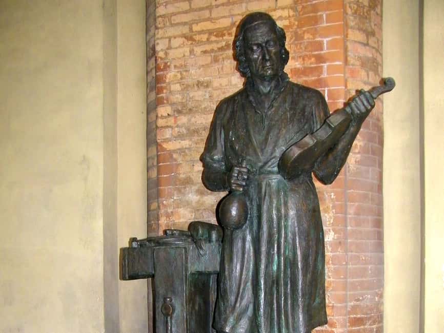 image n.4 of Cremona private city tour with licensed tour guide activity in Cremona, uploaded by supplier