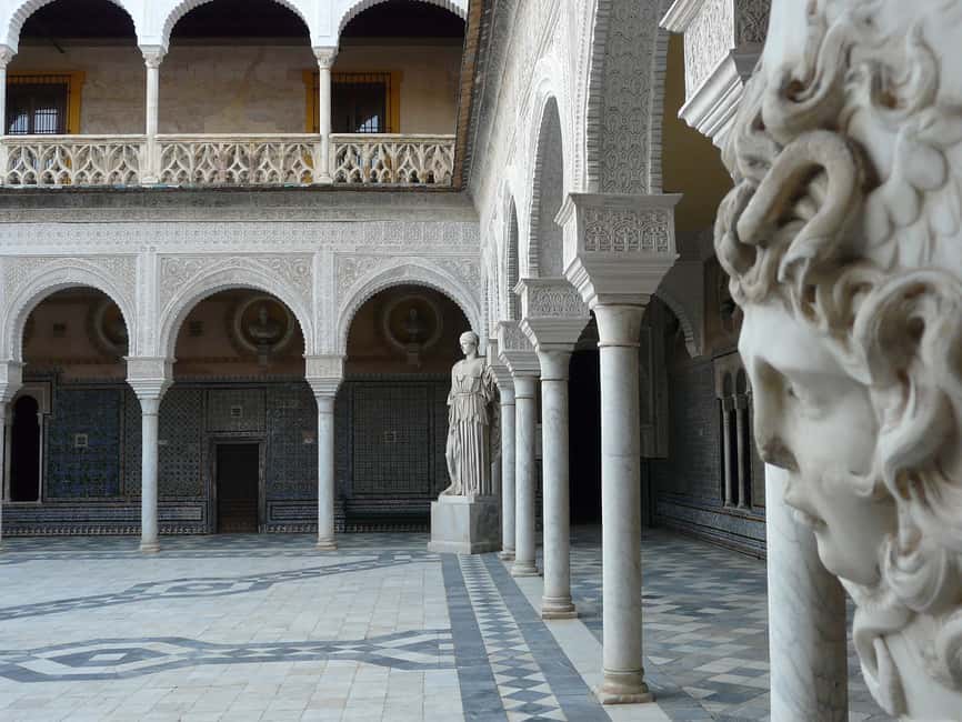 Immagine nº 5 di Siviglia: biglietto d'ingresso per il piano terra della Casa de Pilatos attività a Siviglia, caricata dal fornitore