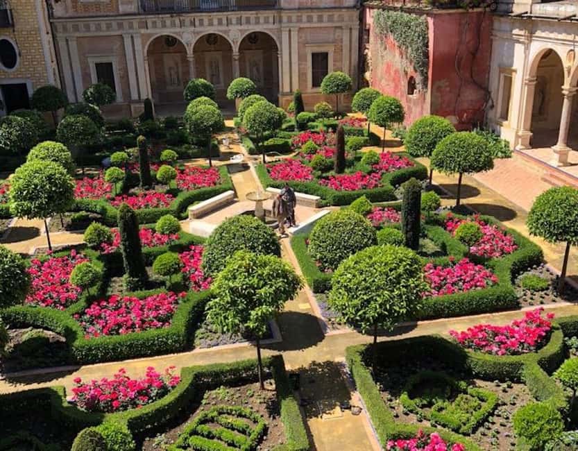 Immagine nº 3 di Siviglia: biglietto d'ingresso per il piano terra della Casa de Pilatos attività a Siviglia, caricata dal fornitore