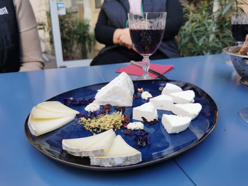 image n.3 of Lyon: Food Walking Tour with a Local Guide activity in Lyon, uploaded by supplier