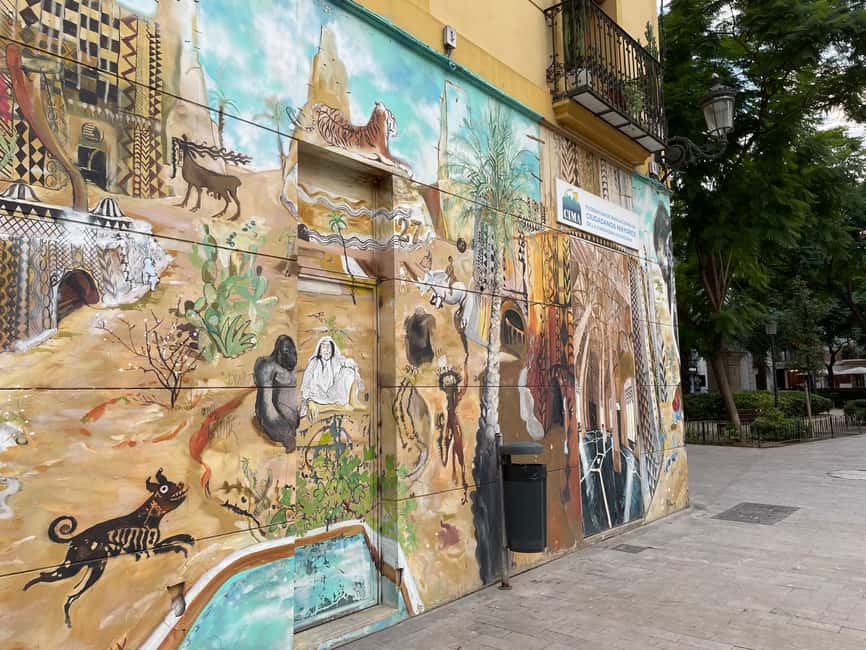 image n.8 of Valencia: Street Art Tour on Bicycle, E-Bike or E-Step activity in Valencia, uploaded by supplier