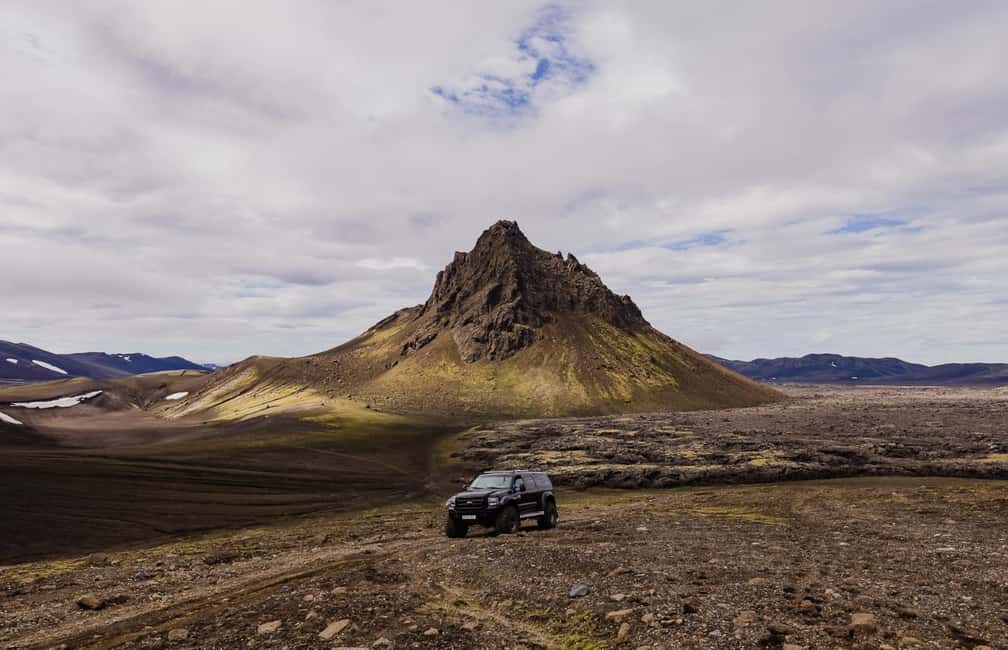 image n.5 of Hvolsvöllur: Hekla and Maelifell Private Guided Tour activity in Southern Region, Iceland, uploaded by supplier