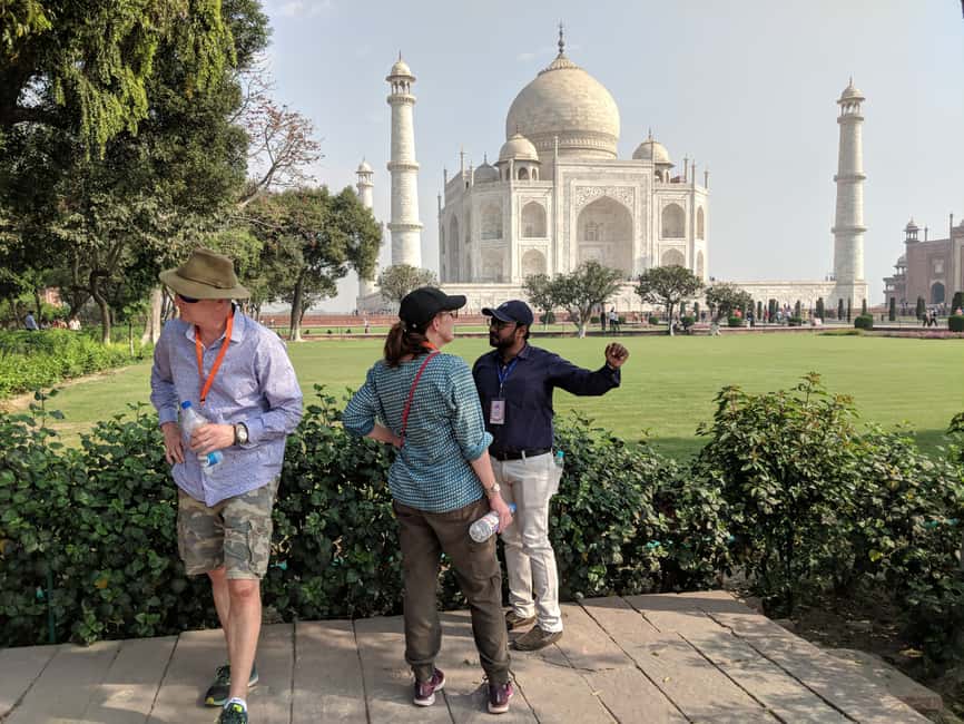 image n.6 of From Delhi: Taj Mahal and Agra Fort Private Sunrise Tour activity in Agra, uploaded by supplier