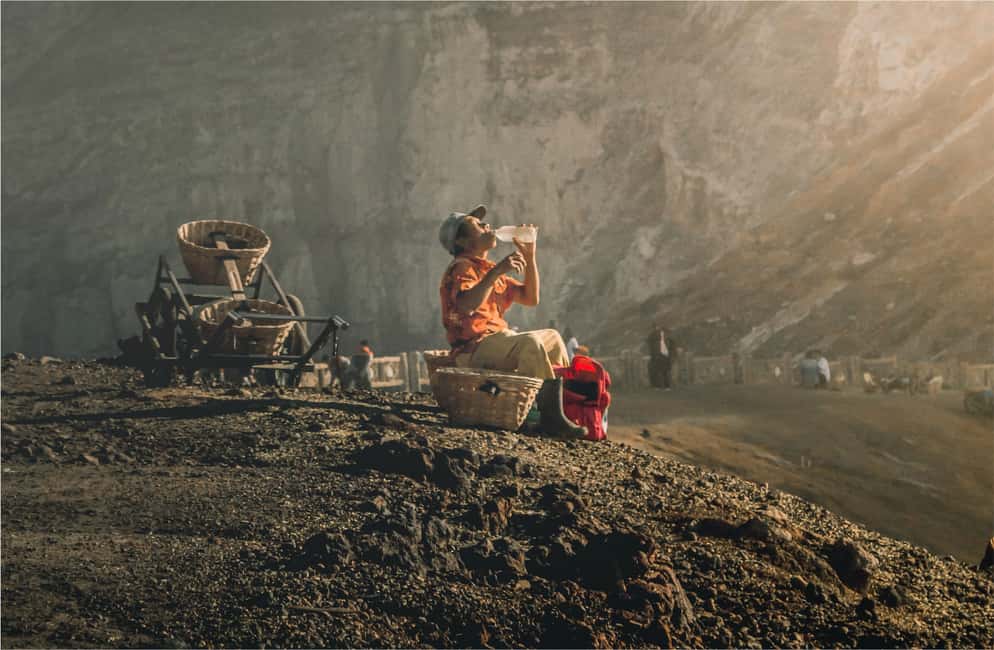 image n.5 of From Bali or Banyuwangi: Ijen Crater Sunrise Hike activity in Java, uploaded by supplier