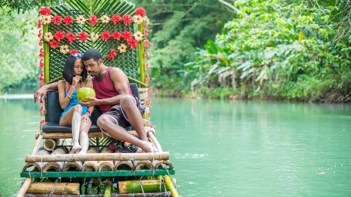 imagem n.5 de De Montego Bay e Negril: Reggae Rafting em Lethe atividade em Montego Bay, carregada pelo fornecedor