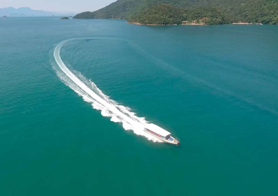 image n.1 of From Ilha Grande: Speedboat Transfer to Angra dos Reis activity in Angra dos Reis, uploaded by supplier