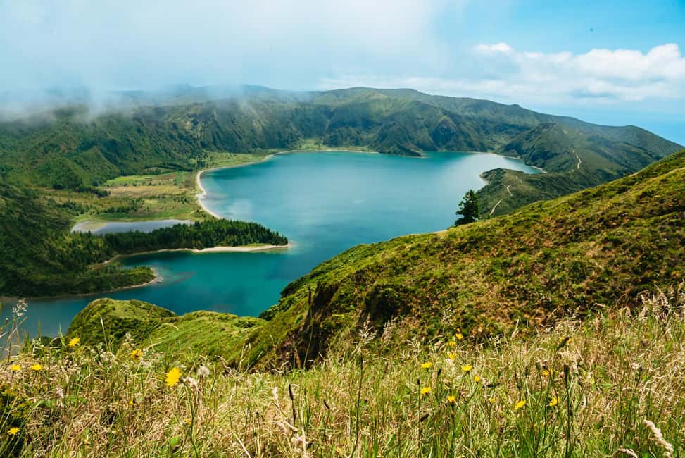 image n.3 of São Miguel West: Full-Day Van Tour with Lunch activity in Sete Cidades, uploaded by supplier