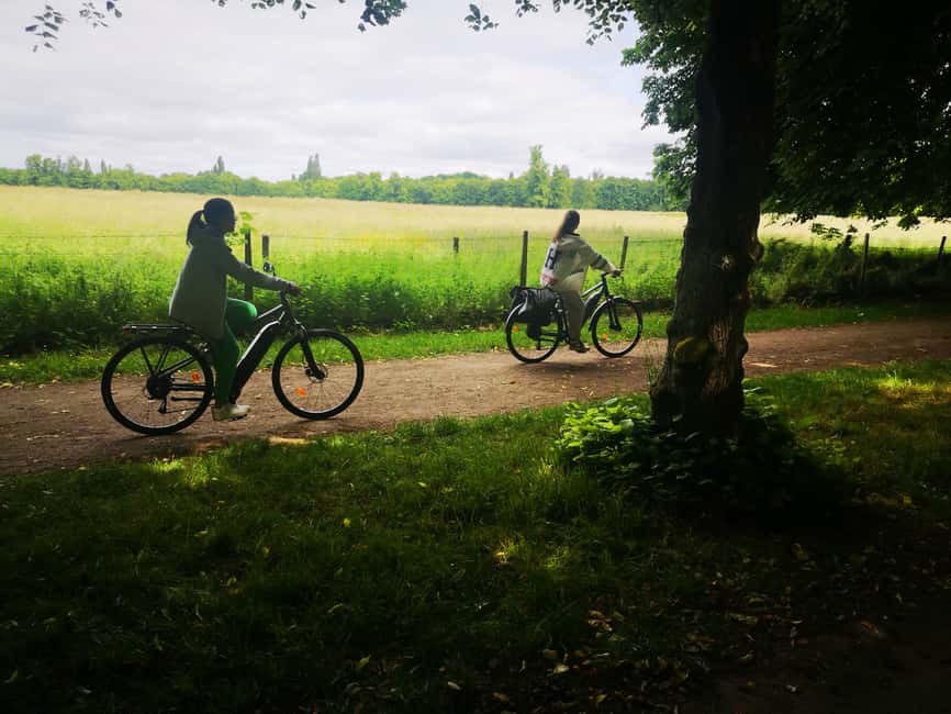 bild nr.12 av Paris: Versailles E-Bike-tur till slottet Versailles och Queen Hamlet aktivitet i Paris, uppladdad av arrangören