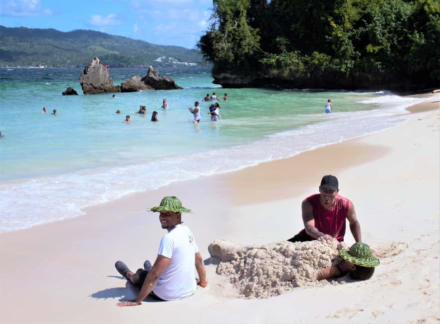 image n.3 of Samaná: Los Haitises National Park & Cayo Levantado Island activity in Hato Mayor Province, uploaded by supplier