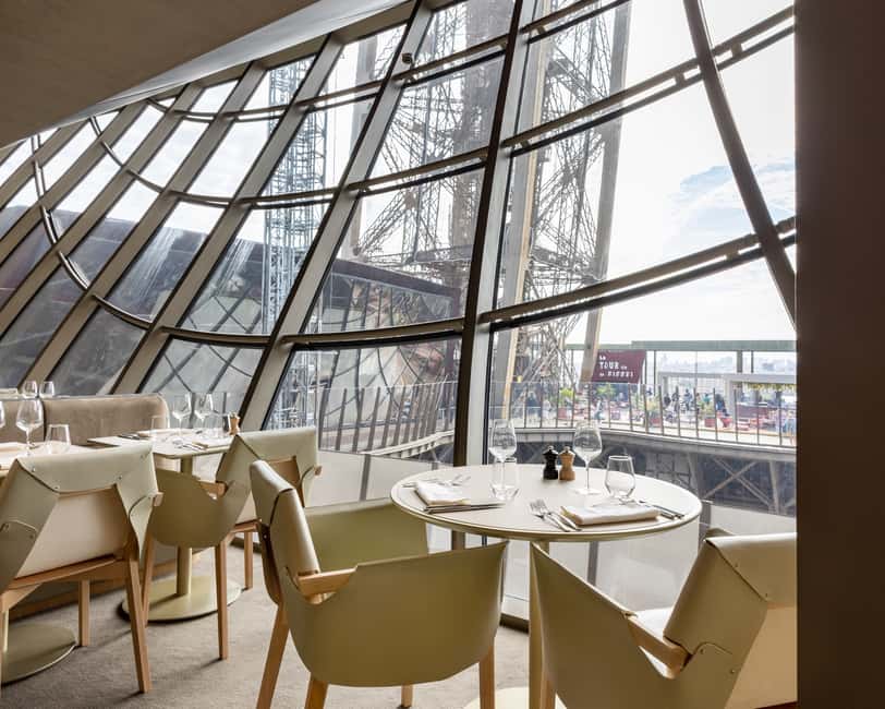image n.29 of Paris: Elegant Dinner with Drinks in the Eiffel Tower activity in Paris, uploaded by supplier