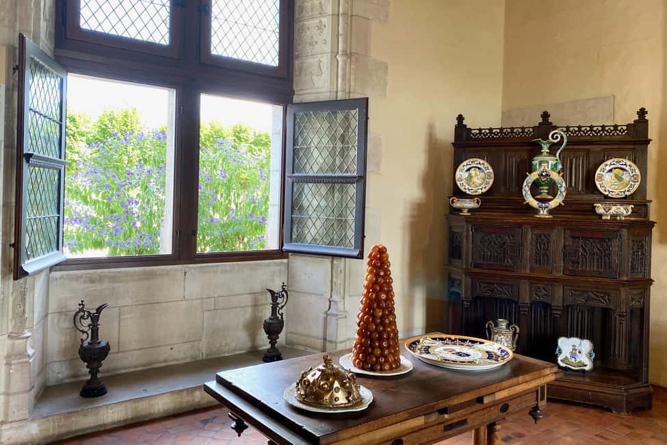 image n.23 of Private Chenonceau Chambord Amboise Loire Castles from Paris activity in Amboise, uploaded by supplier