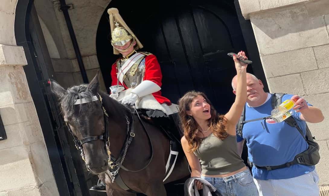 imagem n.8 de Londres: Visita a Westminster e à Mudança da Guarda atividade em Londres, carregada pelo fornecedor