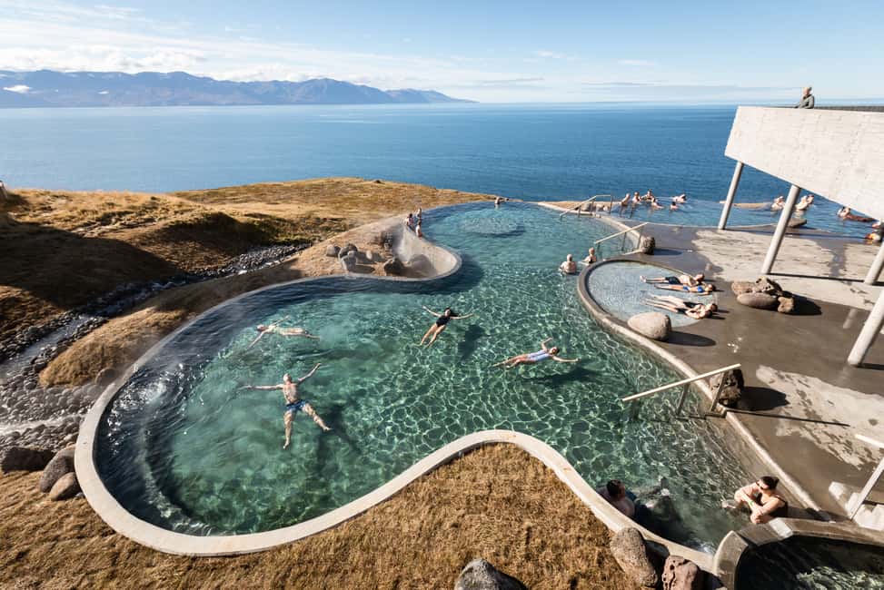 imagen n.º 9 de Husavik: entrada a los baños geotérmicos GeoSea actividad en Húsavík, subida por el proveedor