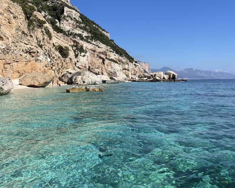 Immagine nº 5 di Santa Maria Navarrese: tour in barca a Grotta del Fico e alle principali spiagge attività a Baunei, caricata dal fornitore