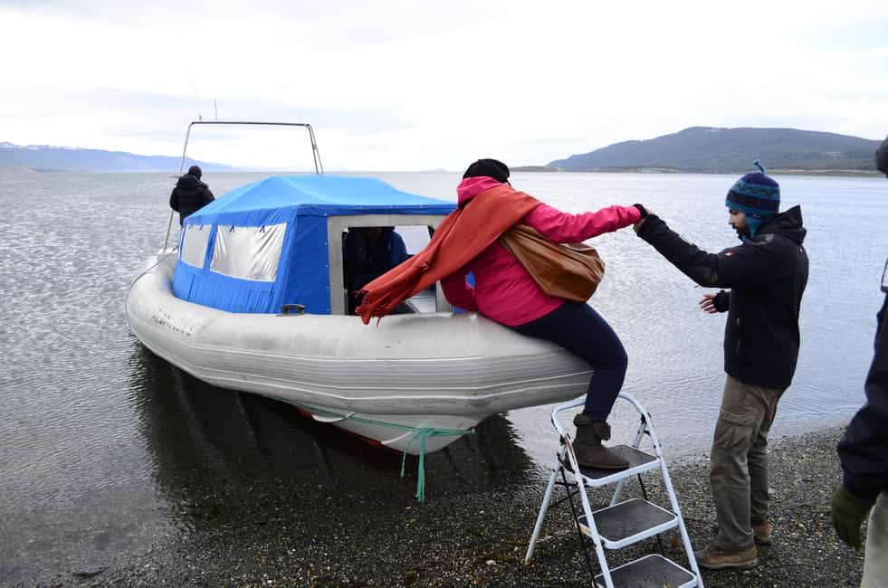 imagem n.15 de Ushuaia: Passeio de barco pelo Canal de Beagle e experiência com pinguins atividade em Terra do Fogo, carregada pelo fornecedor