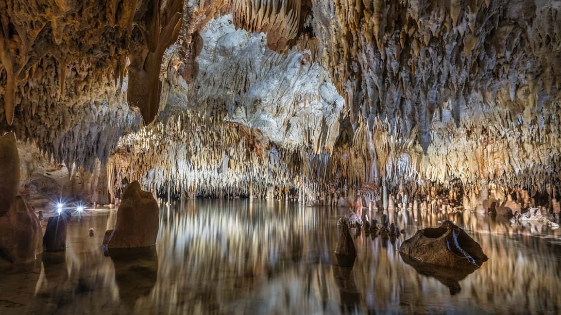 image n.2 of From George Town: Cayman Crystal Caves Tour with Transfer activity in Grand Cayman, uploaded by supplier