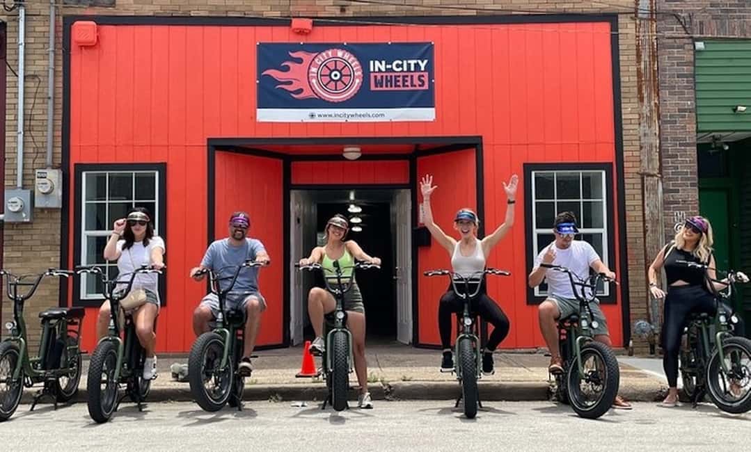 imagen n.º 2 de Dallas: Recorrido turístico e histórico en bicicleta eléctrica por el centro de la ciudad actividad en Dallas, subida por el proveedor