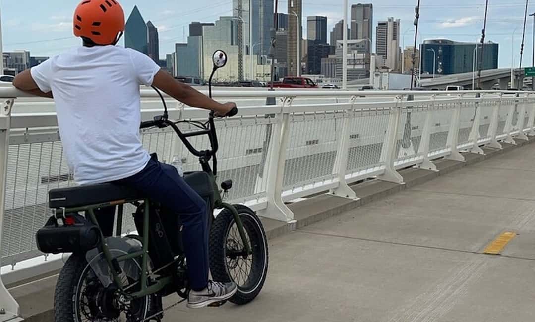 imagen n.º 3 de Dallas: Recorrido turístico e histórico en bicicleta eléctrica por el centro de la ciudad actividad en Dallas, subida por el proveedor