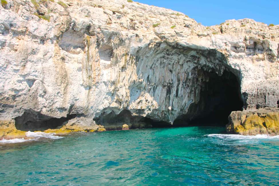 image n.6 of Siracusa: Ortygia Island Boat Tour with Grotto Visit activity in Syracuse, uploaded by supplier