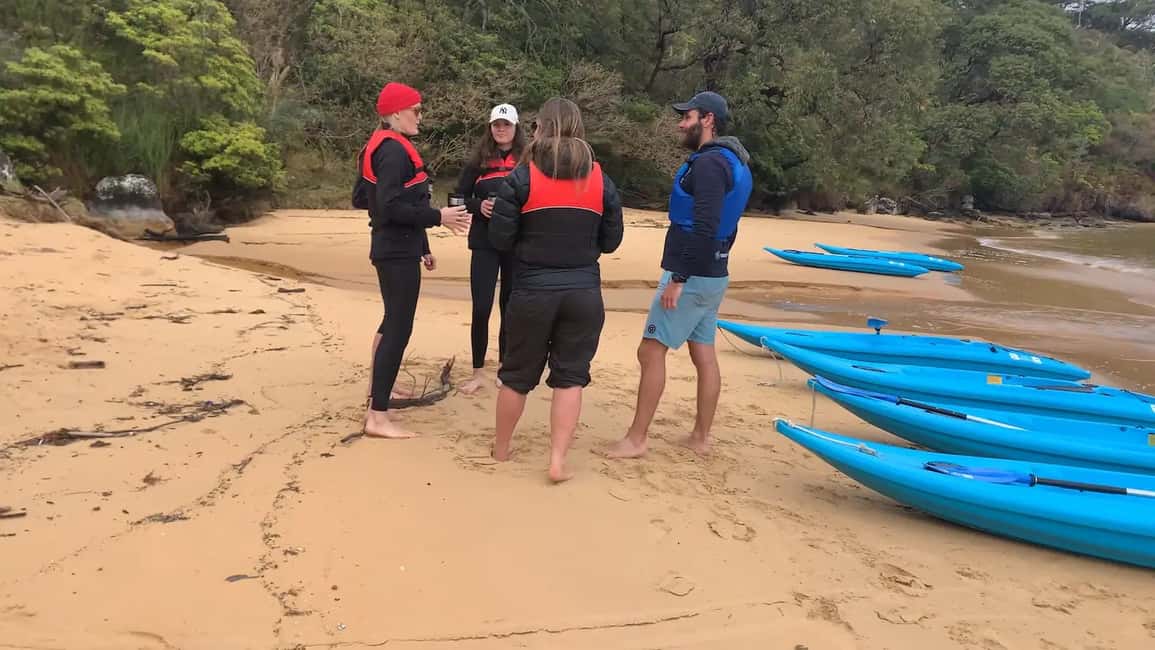 image n.4 of Sydney: Guided Kayak Tour of Manly Cove Beaches activity in Sydney, uploaded by supplier