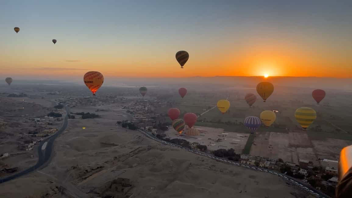 image n.13 of Luxor: West and East Banks All-Inclusive Tour & Balloon Ride activity in Luxor, uploaded by supplier