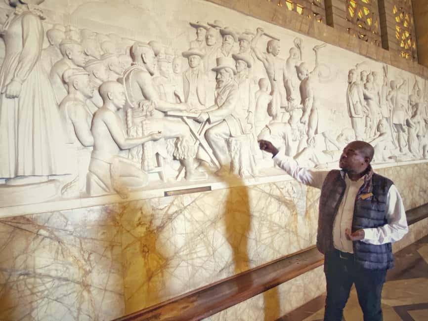 image n.8 of Johannesburg: Pretoria and Cullinan Diamond Mine Tour activity in Pretoria, uploaded by supplier