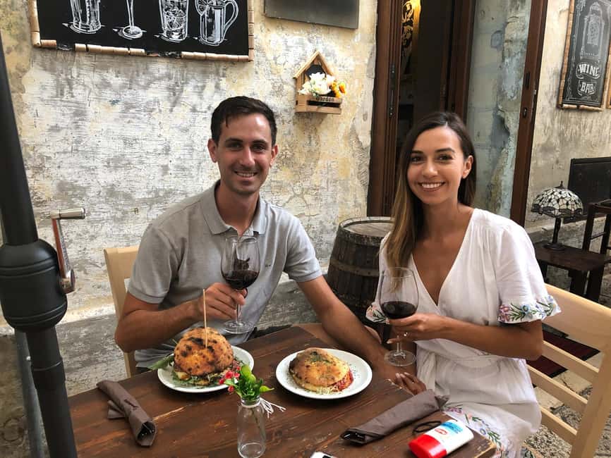 Immagine nº 3 di Lecce: Tour guidato e degustazione di street food in bicicletta attività a Lecce, caricata dal fornitore