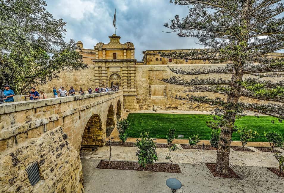 image n.6 of Malta: Mdina, Dingli Cliffs and San Anton Botanical Gardens activity in Valletta, uploaded by supplier