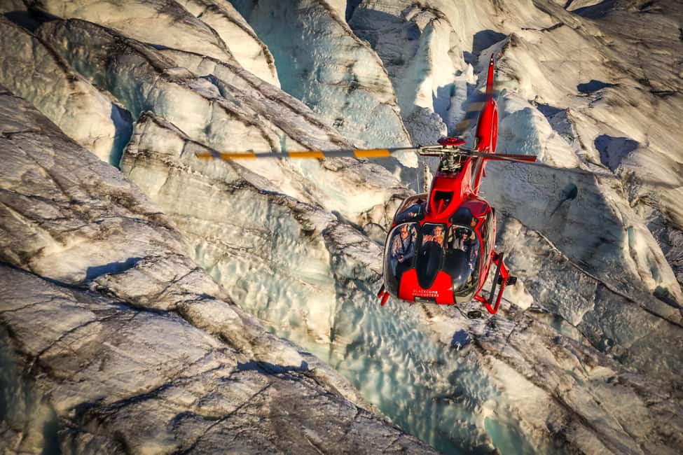 image n.8 of Whistler: Glacier Helicopter Tour and Mountain Landing activity in British Columbia, uploaded by supplier