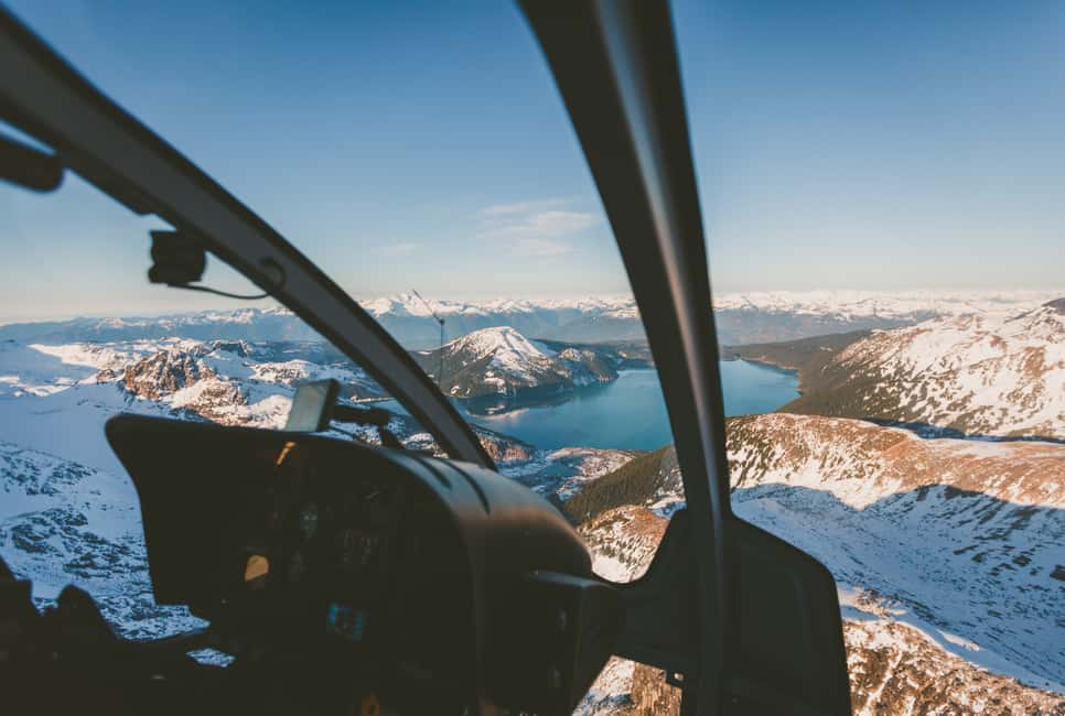 image n.12 of Whistler: Glacier Helicopter Tour and Mountain Landing activity in British Columbia, uploaded by supplier