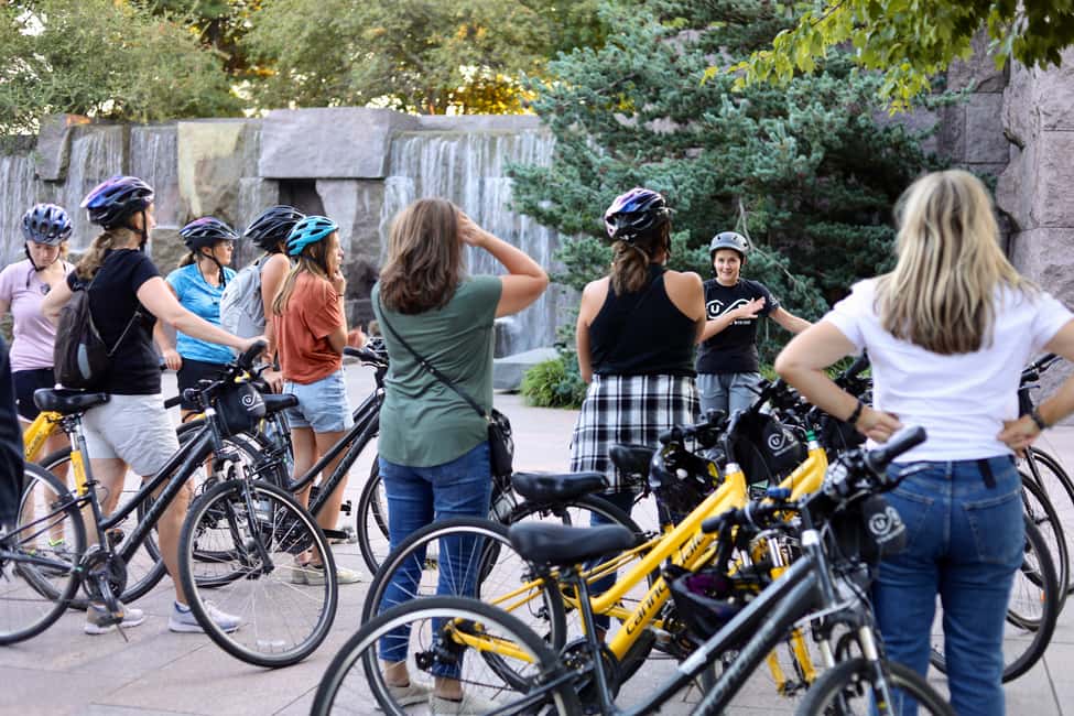 image n.5 of Washington DC: Monuments and Memorials Bike Tour activity in Washington, DC, uploaded by supplier