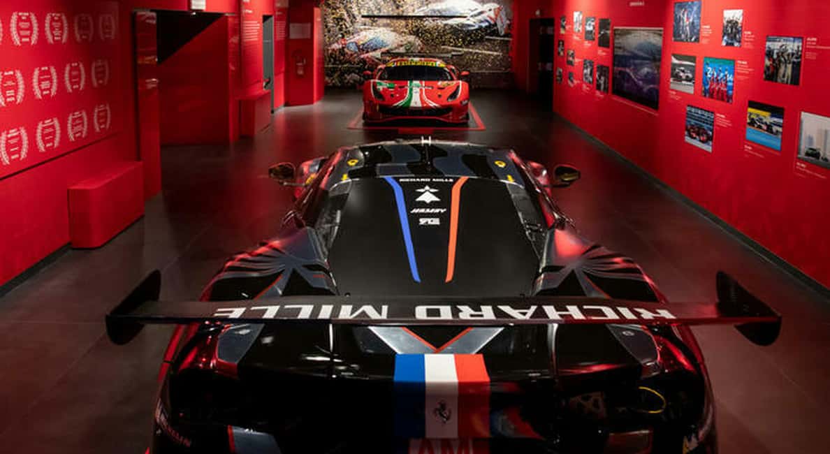 imagem n.2 de Maranello: Museu da Ferrari e Pista de Fiorano Combo Eco Tour atividade em Maranello, carregada pelo fornecedor