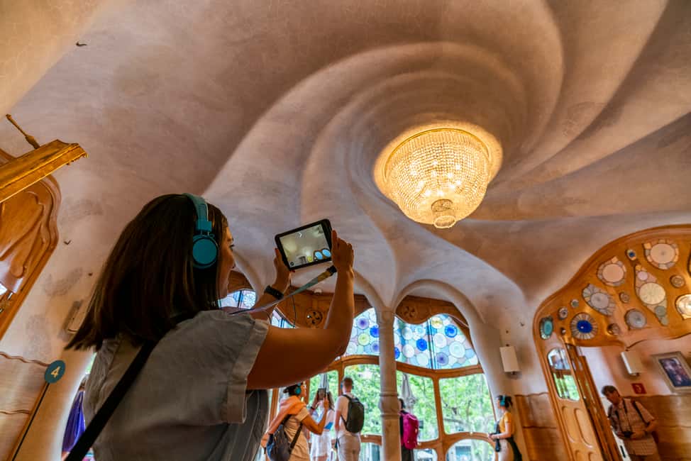 image n.4 of Barcelona: Casa Batlló Be The First Entry Ticket activity in Barcelona, uploaded by supplier