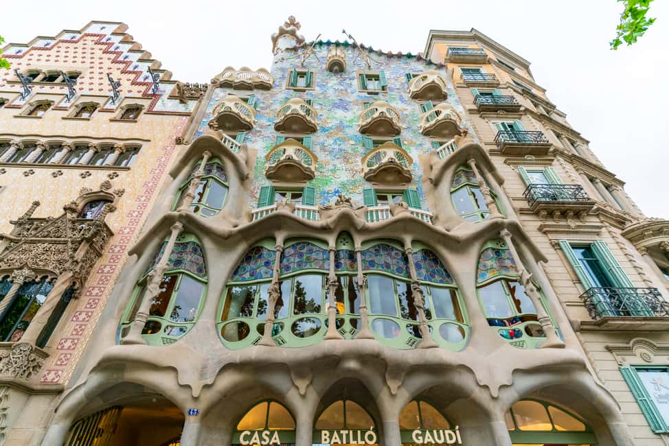 image n.2 of Barcelona: Casa Batlló Be The First Entry Ticket activity in Barcelona, uploaded by supplier