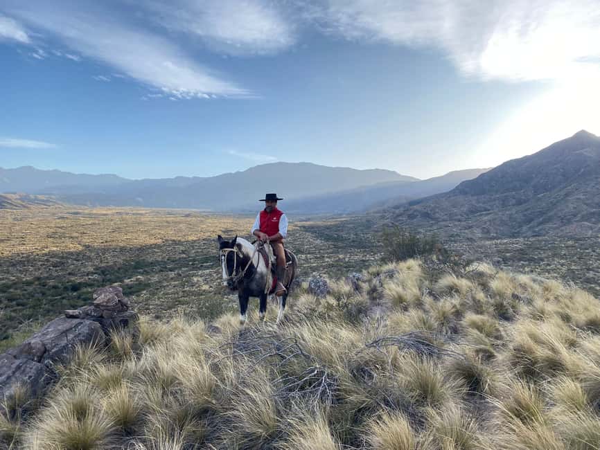 imagem n.1 de Mendoza: Passeios a cavalo nos Andes com churrasco autêntico atividade em Província de Mendoza, carregada pelo fornecedor