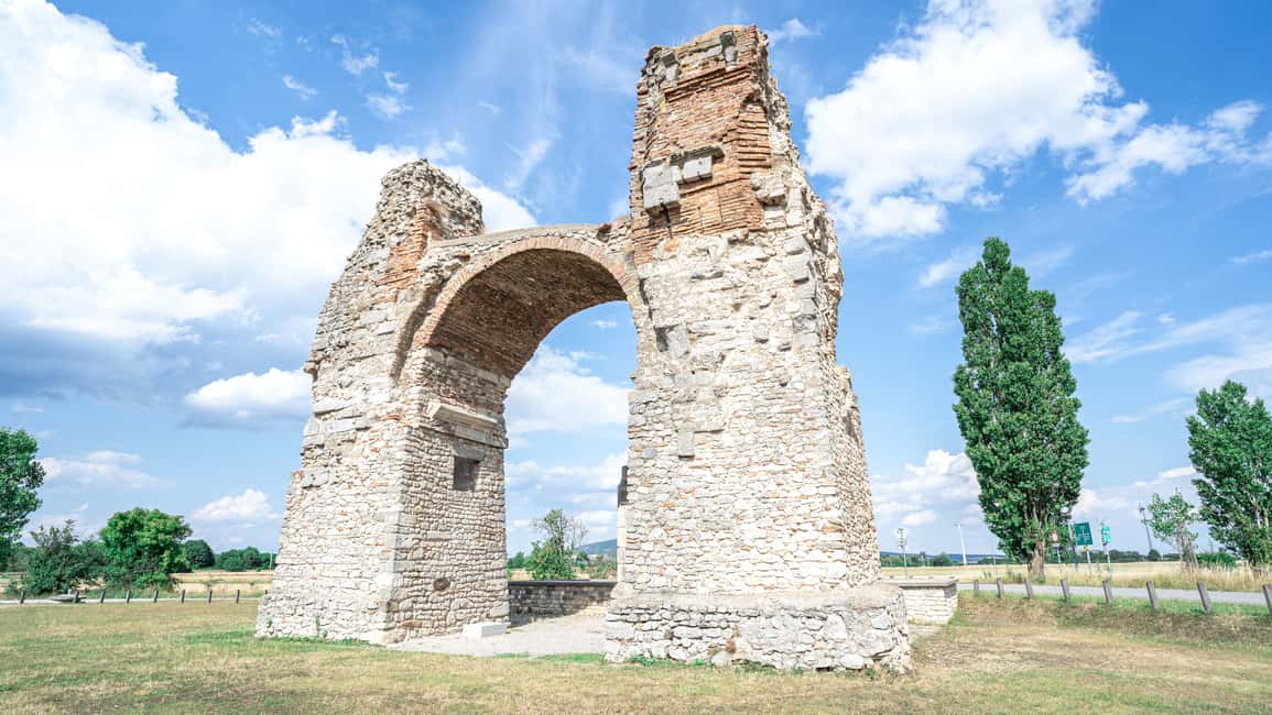 Bild Nr. 10 von Römische Stadt Carnuntum Eintritt Aktivität in Bruck an der Leitha, hochgeladen vom Anbieter