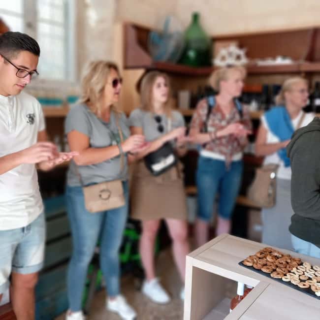 Immagine nº 10 di Lecce: Tour guidato e degustazione di street food in bicicletta attività a Lecce, caricata dal fornitore