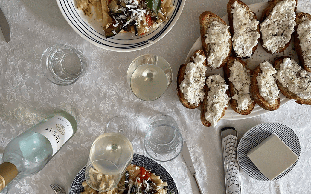 afbeelding n.5 van Catania: Pistache Ravioli, Pasta Thuiskookles met Wijn activiteit in Catania, geüpload door aanbieder