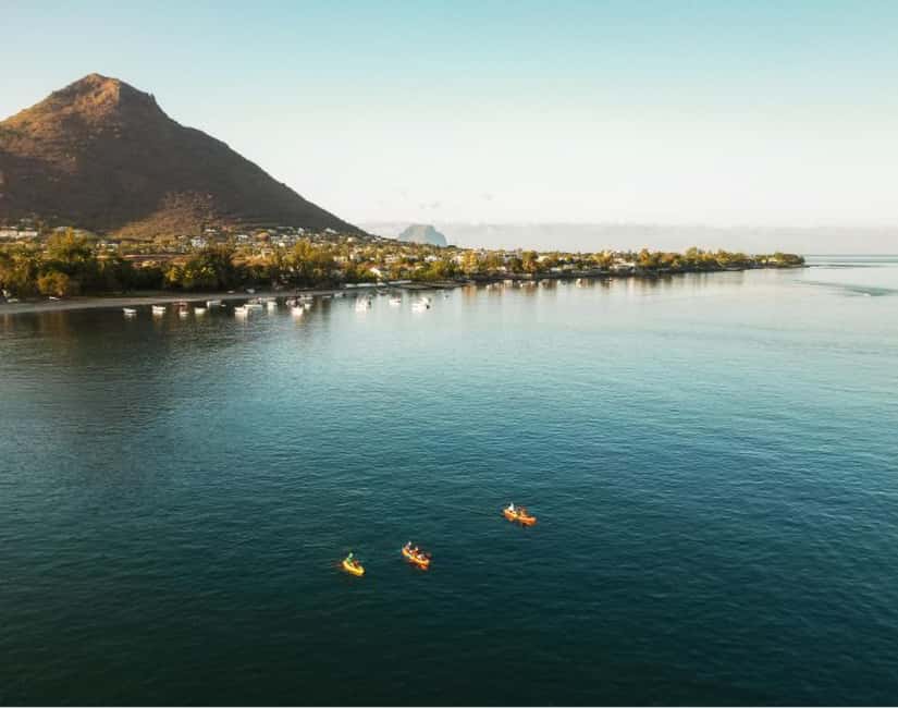 image n.5 of Tamarin: Guided Kayak Tour with Dolphins activity in Tamarin, uploaded by supplier