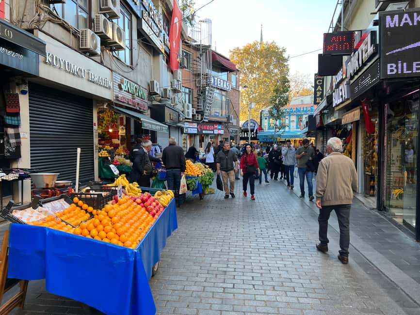 imagen n.º 9 de Estambul: Visita gastronómica guiada con viaje en ferry y degustaciones actividad en Estambul, subida por el proveedor
