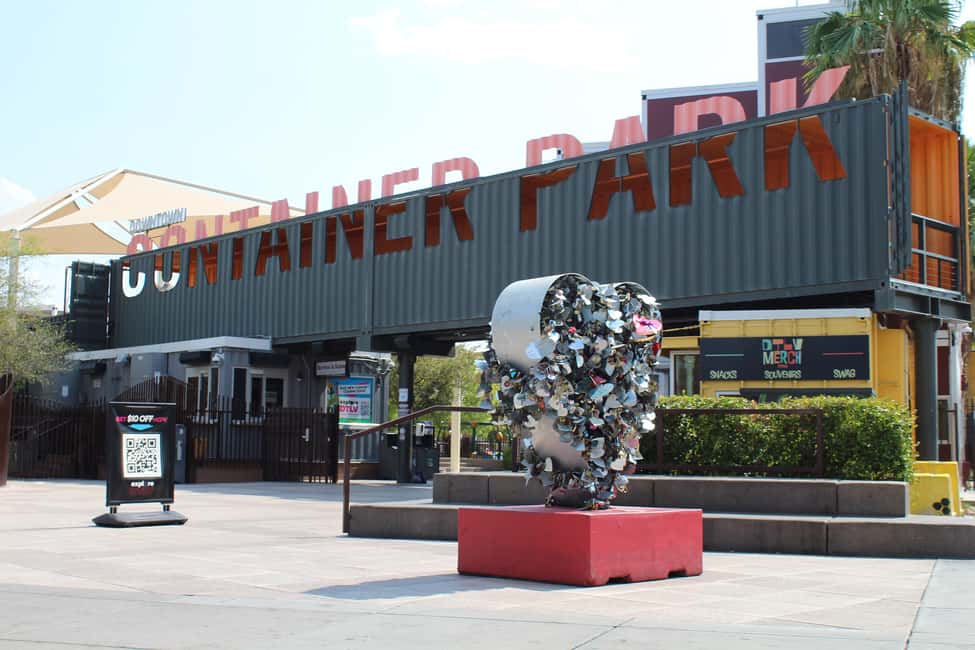 Bild Nr. 4 von Las Vegas: Fremont Street Experience & Downtown Walking Tour Aktivität in Las Vegas, hochgeladen vom Anbieter